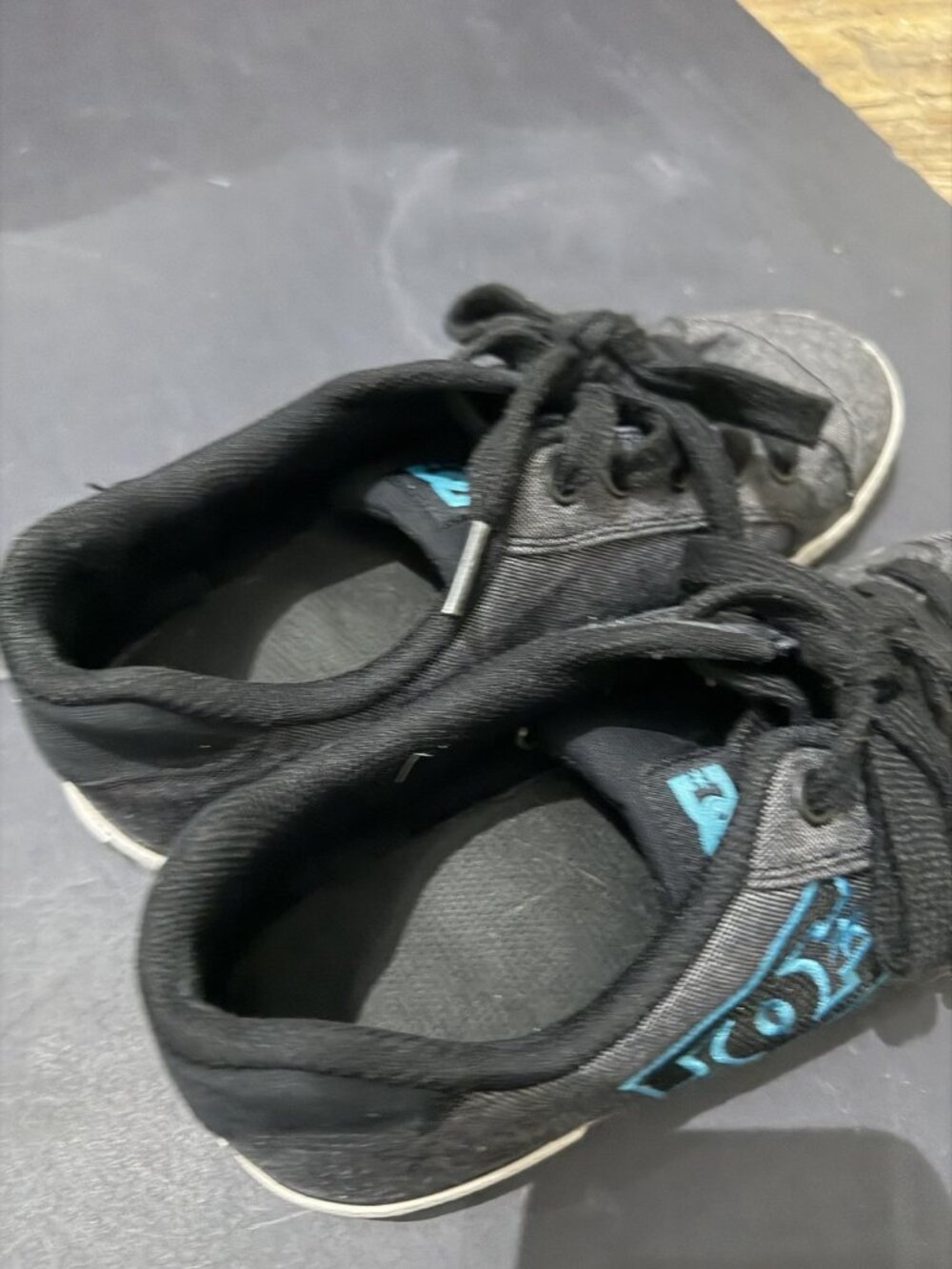 DG Shoes Y2K Women’s Chelsea Skate Shoe 302252 Low Top Size 9 - Picture 3 of 9